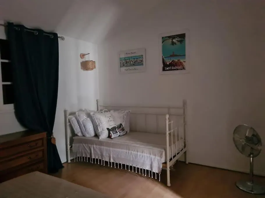 Duplex Cosy Climatise Avec Piscine St Raphael Boulouris Apartment