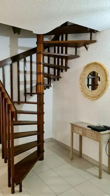 Duplex Cosy Climatise Avec Piscine St Raphael Boulouris Apartment 0*, Boulouris-sur-Mer France