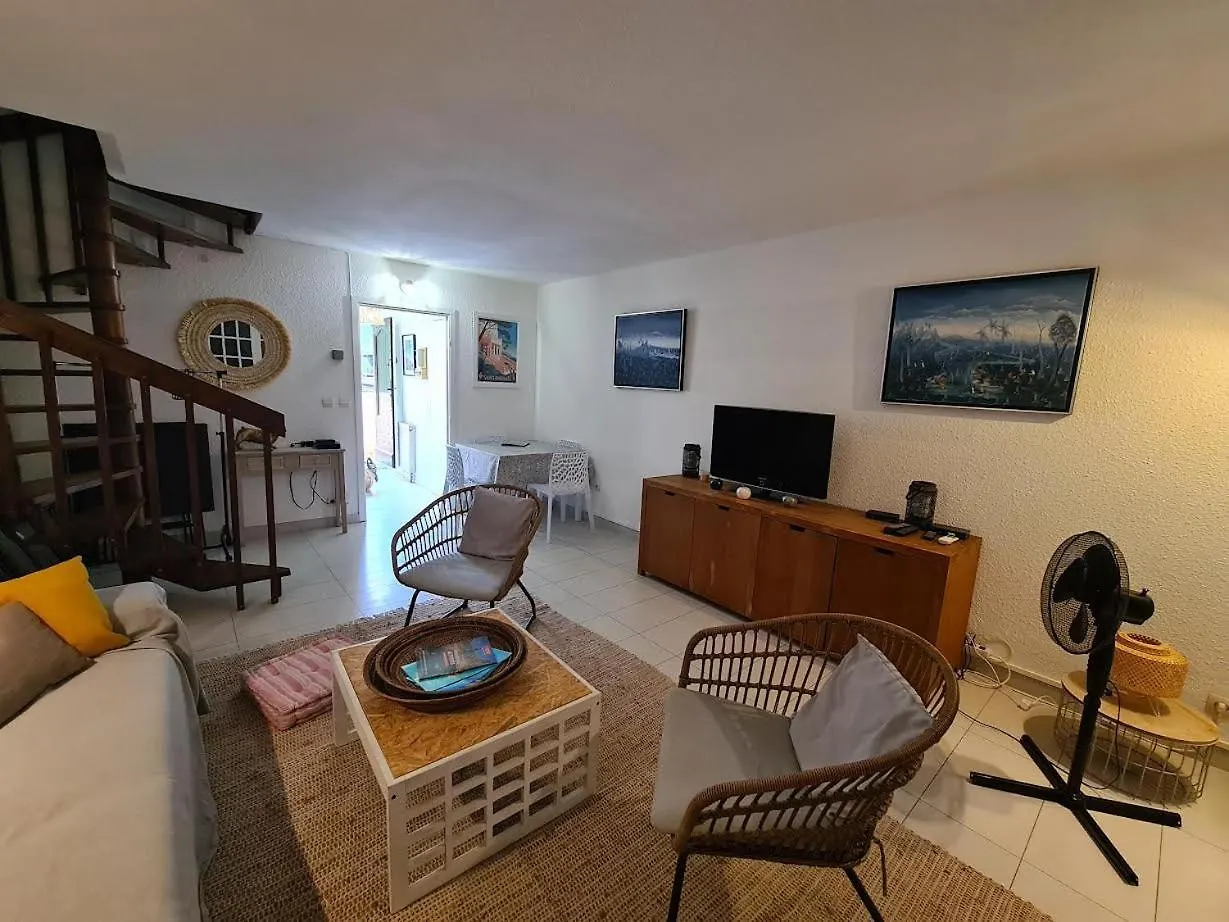 Duplex Cosy Climatise Avec Piscine St Raphael Boulouris Apartment