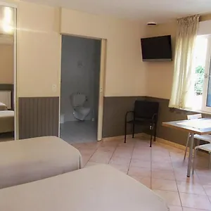  Apartment Les Amandiers